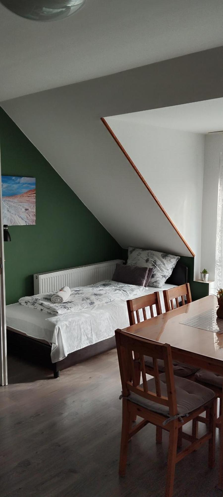 Zita Apartman Eger Rom bilde