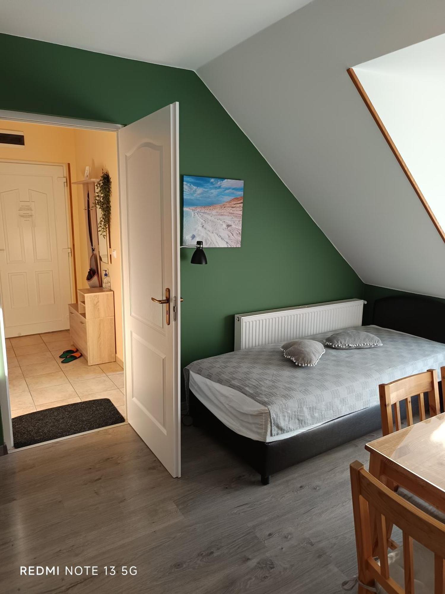Zita Apartman Eger Eksteriør bilde