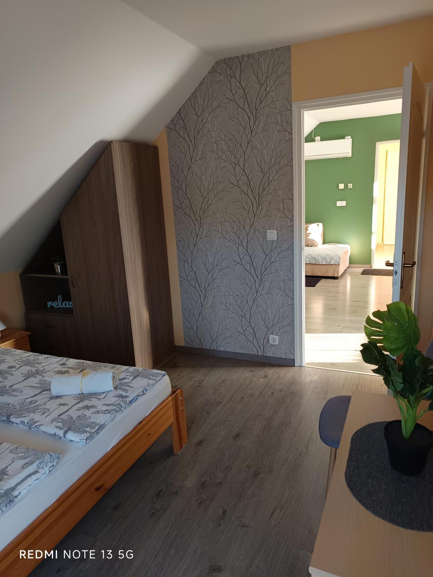 Zita Apartman Eger Eksteriør bilde